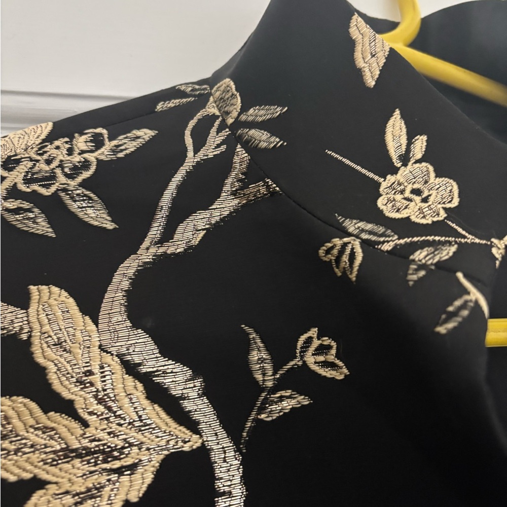 Black and Gold Floral Women's Blazer - Picture 4 of 6